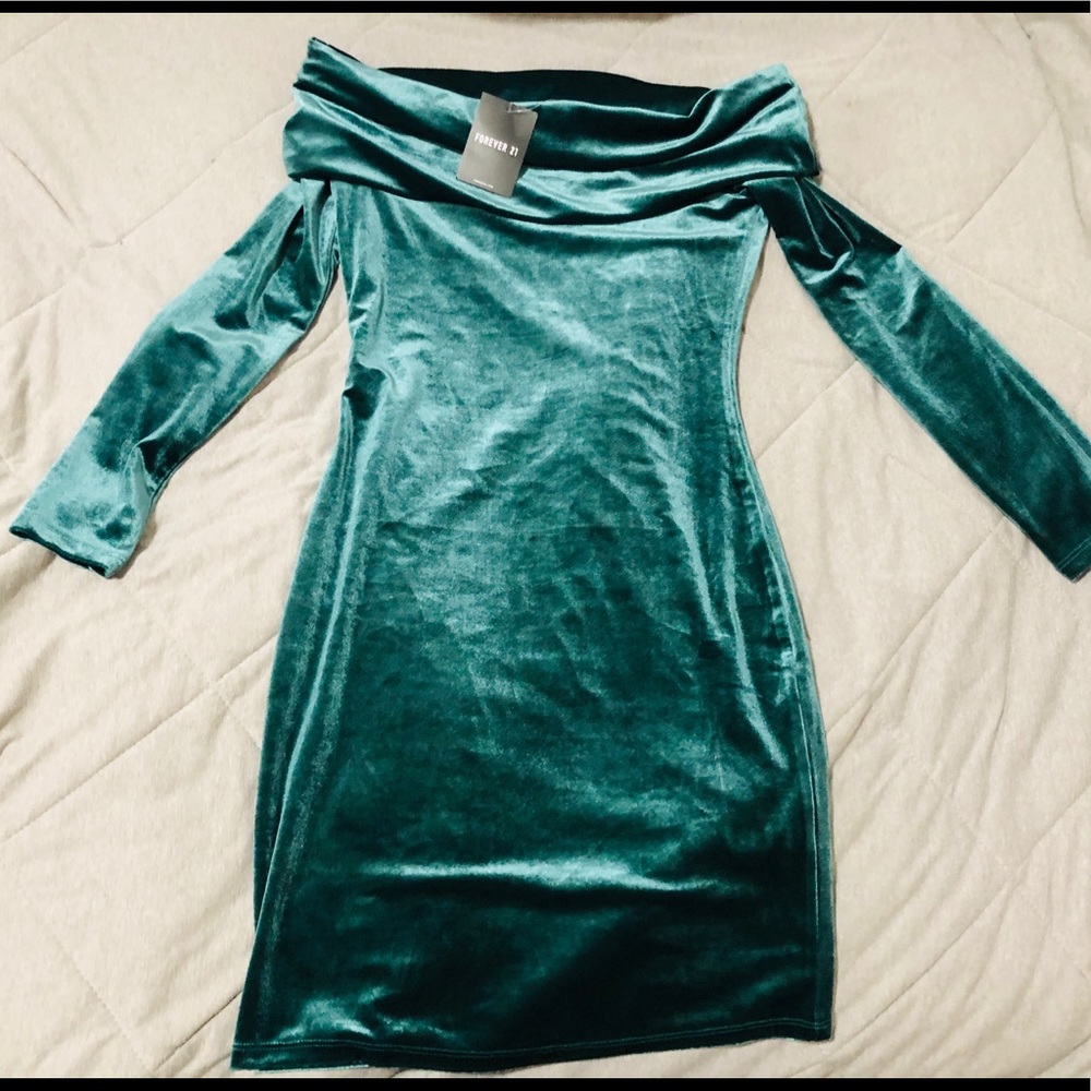 Forever 21, Green velvet Bodycon Dress